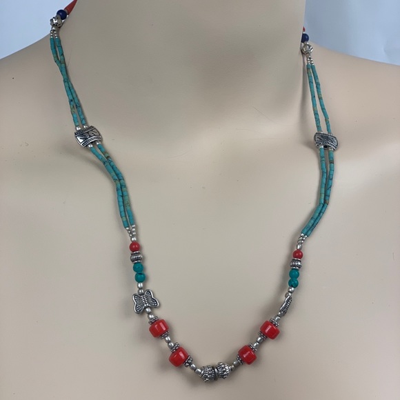 Traditional Tibetan vintage beaded jewelry - Picture 3 of 4